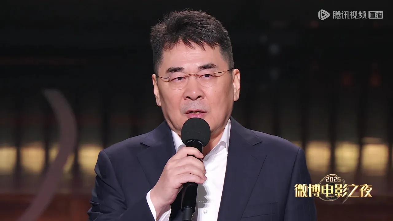 陈建斌黄晓明丁程鑫同框谈电影梦！原来这些大咖私下这么‘幼稚’
