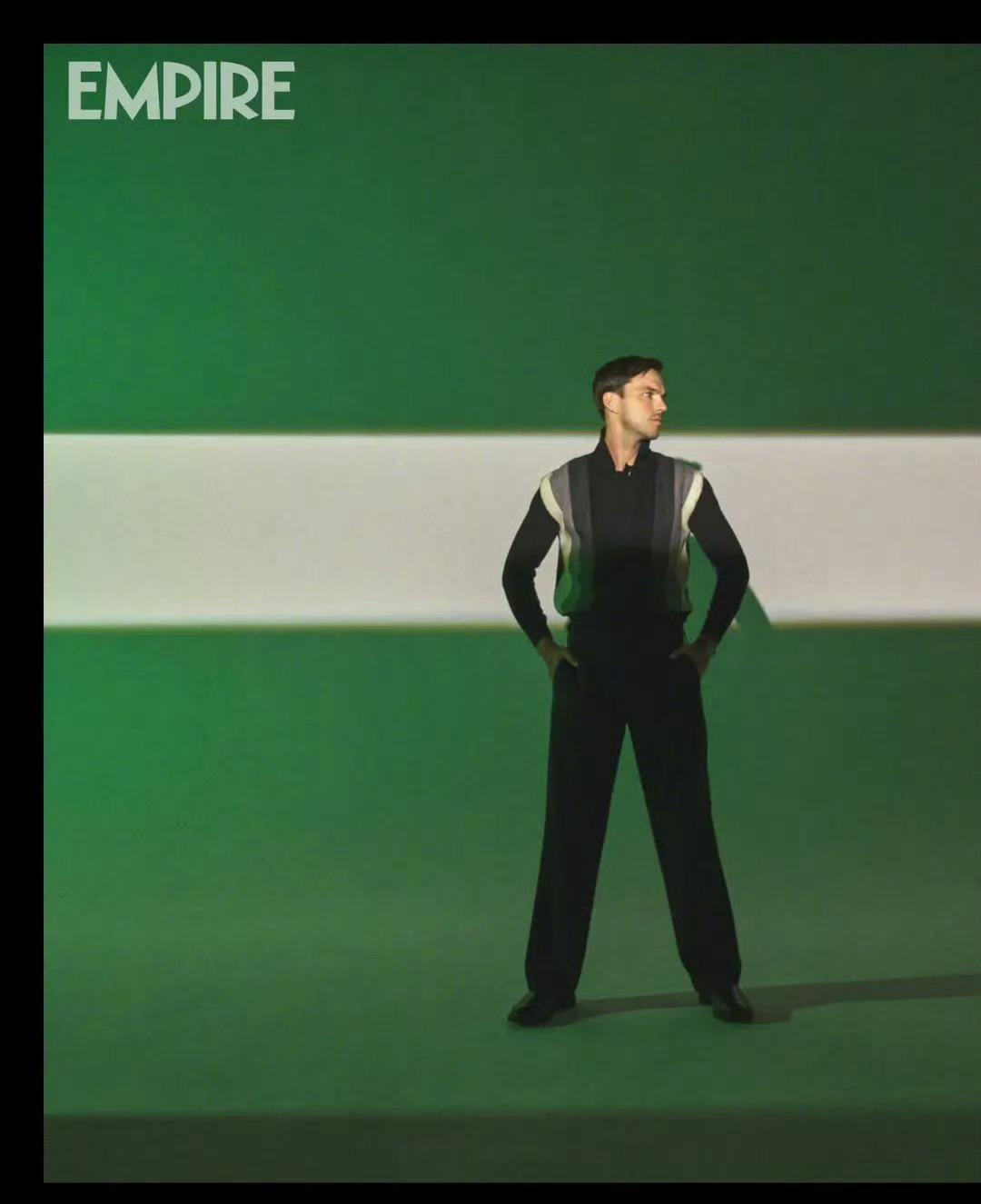 海外华人必看！一招解除微博影视音乐地区限制，尼古拉斯·霍尔特最新写真轻松刷