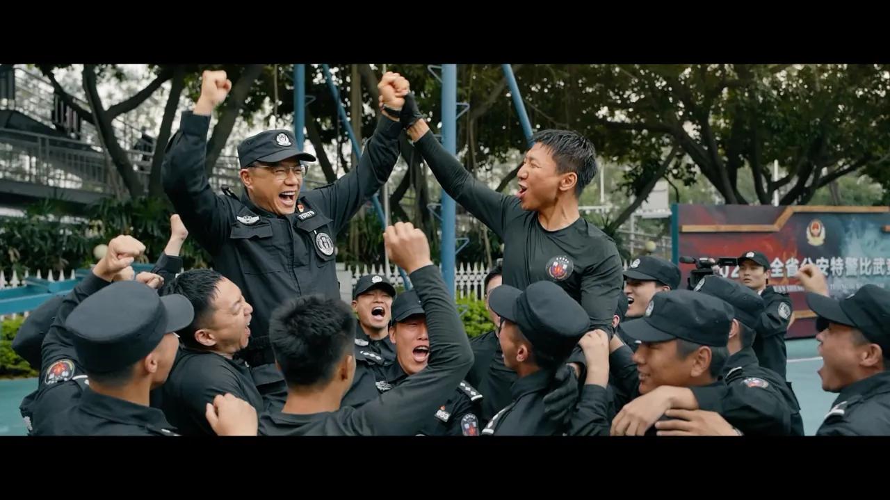 海外华人必看！2025鹅厂大剧《藏锋》首发预告，手把手教你破解地区限制追剧