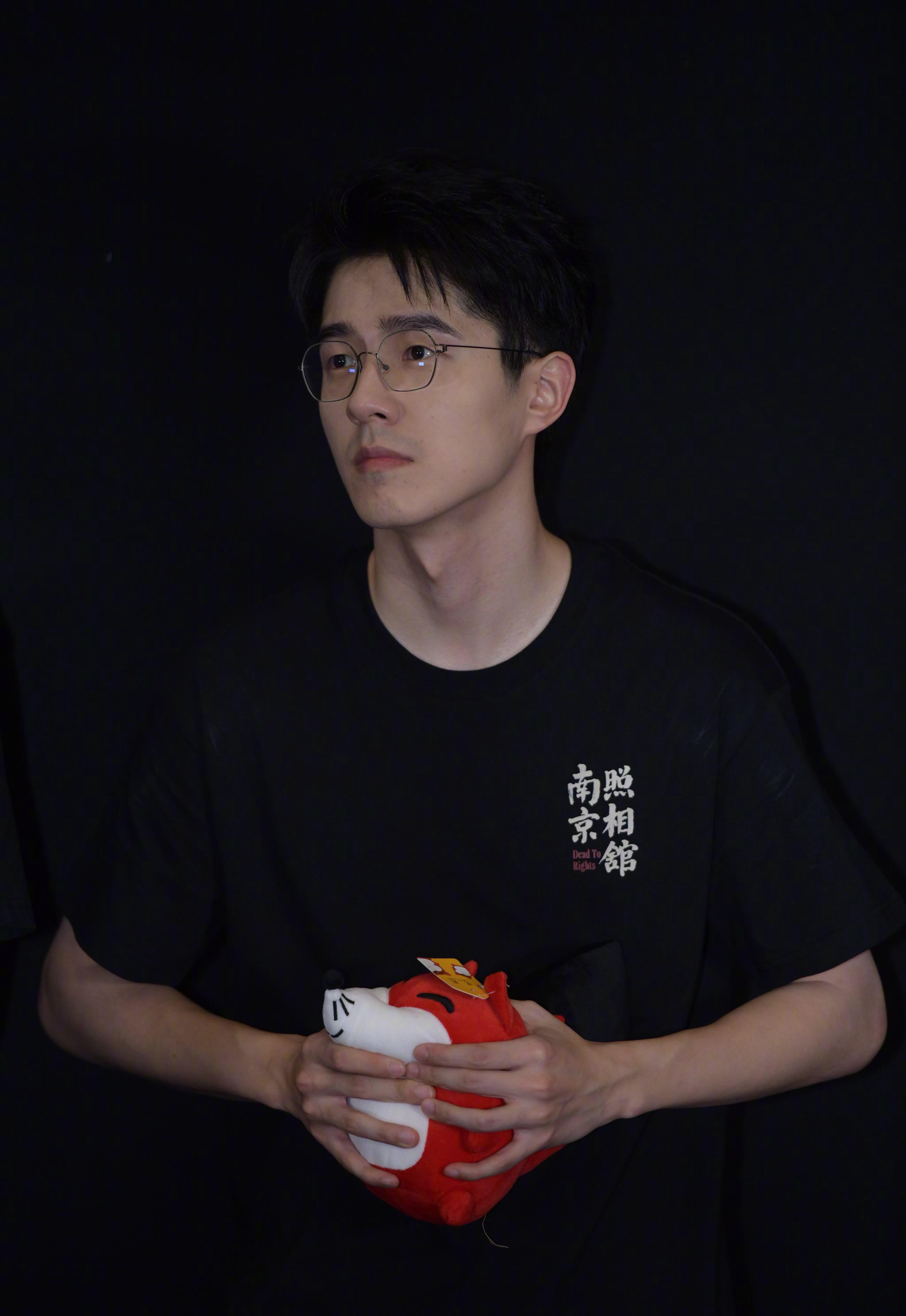 海外华人必看！3招教你解锁国内影视资源，刘昊然新片《南京照相馆》也能同步追