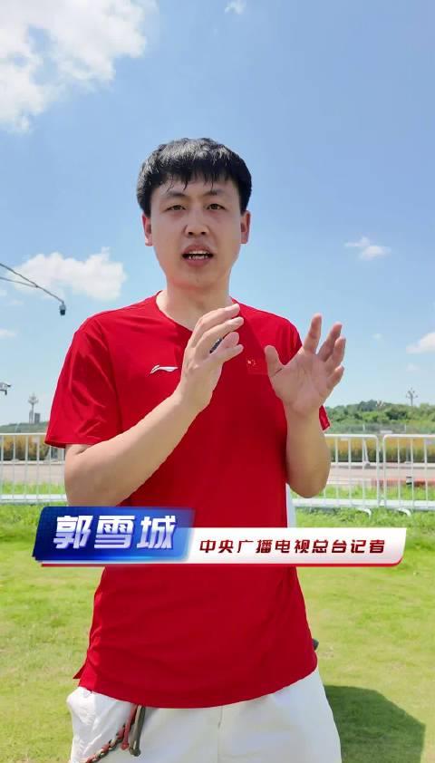 7米高台玩命拍摄！揭秘跑酷赛事摄影师如何上演现实版"极限挑战"