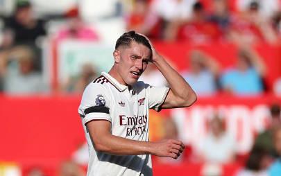 【深度解析】哲凯赖什英超首秀21次撩头发背后：是压力太大还是发型师的锅？