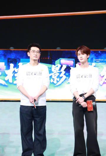 海外追剧党破防瞬间：卡在加载页面看檀健次新片预告，我连夜扒出3个解限速神器