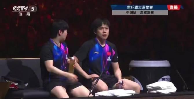 混双制胜秘诀大公开！孙颖莎王楚钦的'商量式打法'原来这么厉害