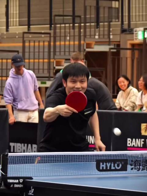 樊振东德甲训练画面曝光！呆萌秒变暴力熊猫，这反差太绝了