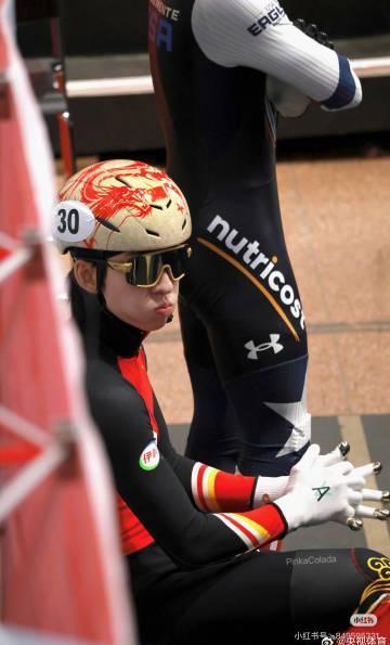林孝埈嘟嘴卖萌刷屏！短道速滑男神反差萌背后，原来藏着这些赛场小心机