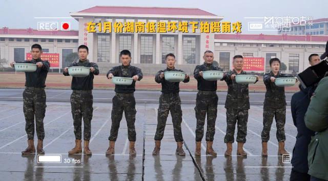 海外华人追剧困扰多？猎豹剧组雨戏花絮揭秘，这些方法帮你突破地区限制