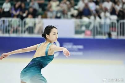 零基础也能学会！花样滑冰选曲秘籍大公开，朱易亲自示范如何用音乐讲故事