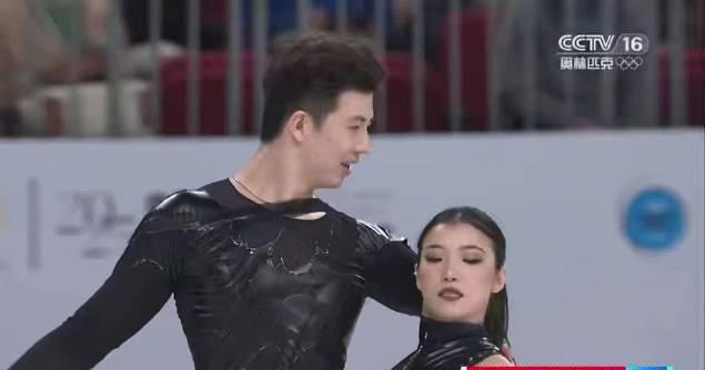 从失误到逆袭！王诗玥柳鑫宇如何刷新赛季最佳成绩？