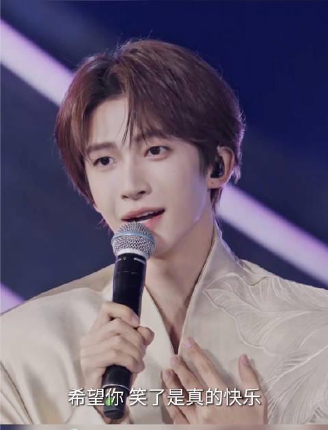 海外党看不了央视重阳晚会？3招教你解锁国内热门综艺