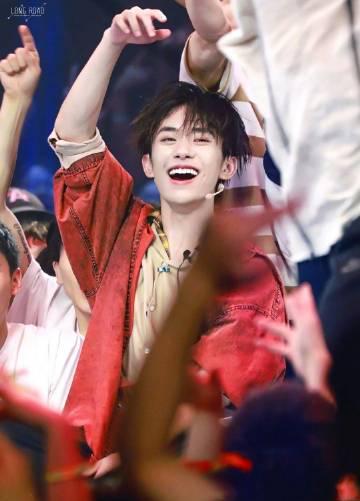 海外华人追剧遇阻？三招教你突破地区限制，轻松观看国内热门影视综艺