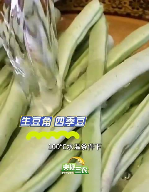 厨房小窍门：这8种食物不焯水等于吃毒素！90%的人都做错了