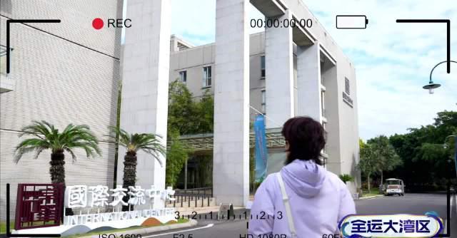 郎平亲自下场当陪练！从传奇教练到'球搭子'，女排精神原来可以这样传承