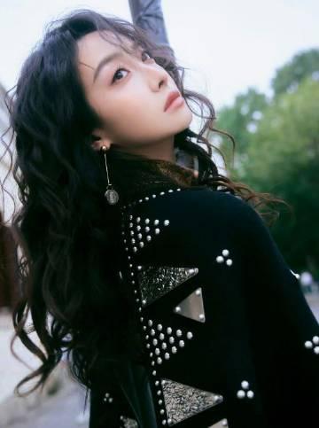 宋茜LV大秀惊艳全场！海外华人如何破解地区限制追星？