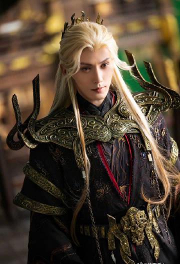 海外华人追剧遇阻？徐正溪金发鬼牡丹引爆热议，这些技巧帮你突破地域限制