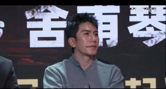 追星同款紧张体验！肖顺尧看张伟丽比赛的表情管理全解析