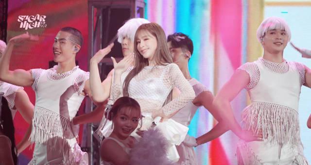 王心凌广州演唱会暖心互动引爆网络，海外粉丝却因地区限制无法观看直呼遗憾