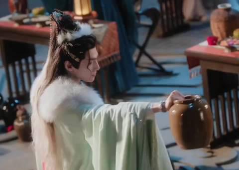 海外追剧党必看！罗云熙《唐俪辞》松弛感演技教学，三步get同款优雅范儿