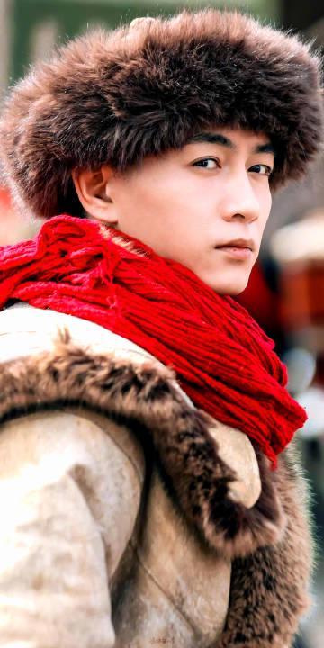 陈晓新剧明日开播！从温润书生到商界枭雄，颜值再创新高