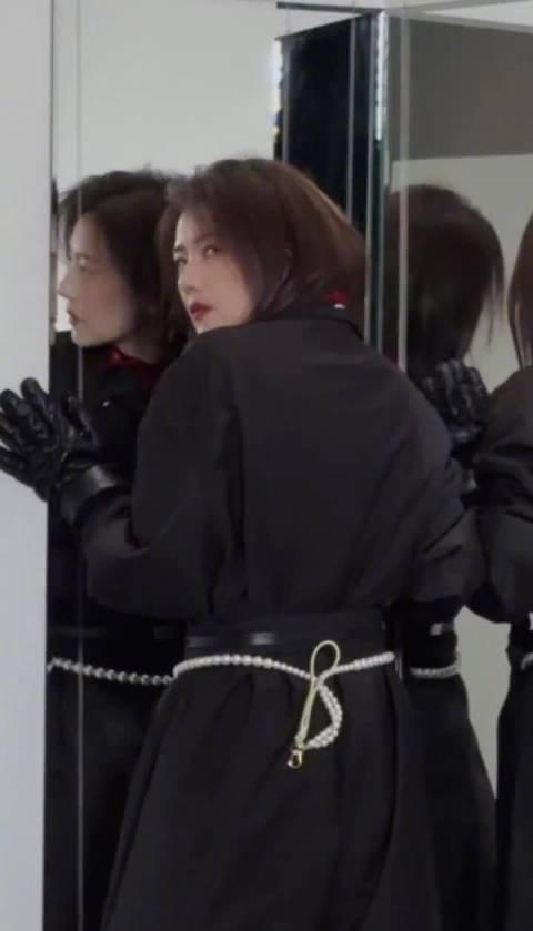 高圆圆素颜出镜惊艳全网！3个技巧教你拍出松弛感大片