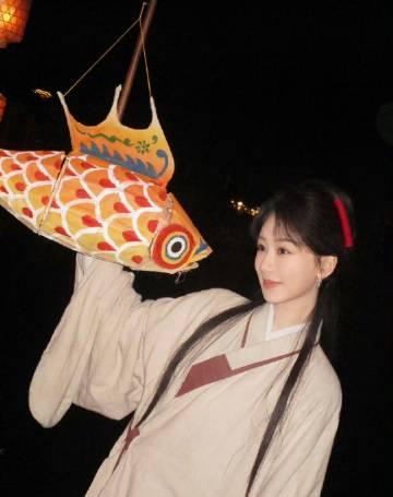 杨紫新剧爆火全网！海外华人追剧遇阻怎么办？