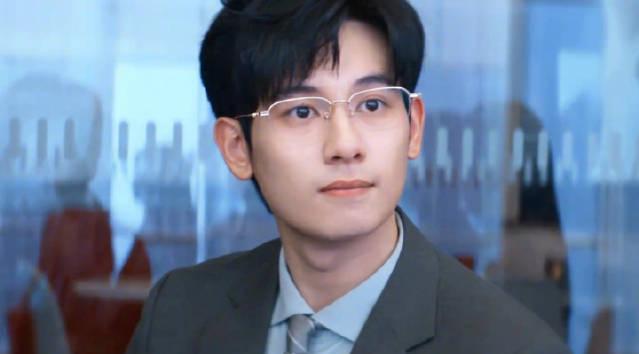 胡先煦新剧爆火！冷脸律师成智性恋天花板，海外剧迷如何解锁追剧新姿势？