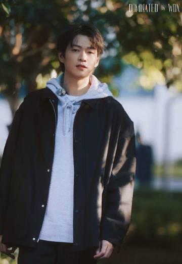 海外追剧党必看：3招教你解锁国内热门综艺，再也不怕错过魏大勋的爆笑名场面