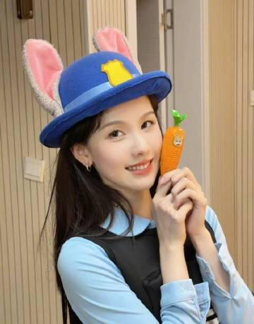 海外华人追剧遇阻？别急，三步教你破解地区限制，轻松看遍国内热门影视