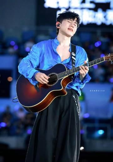 张杰的微博暗号，你读懂了吗？原来明星与粉丝的浪漫，都藏在这些细节里