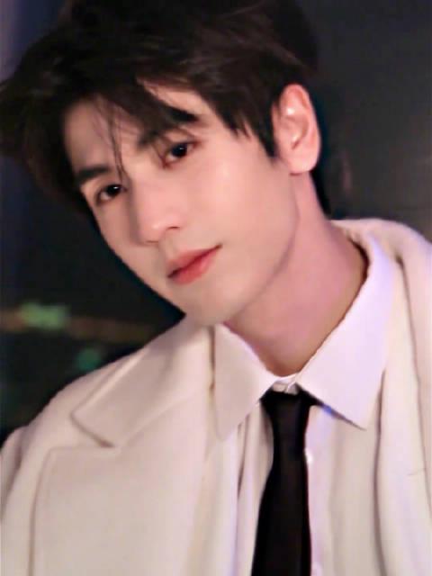 张凌赫帅到“自己都生不出这么像”？内娱统一审美的神颜，海外华人如何解锁高清舔屏视频？