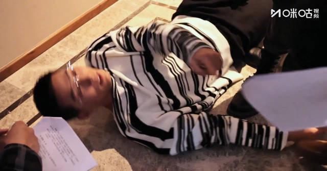 海外华人追剧遇阻？别急，这招帮你破解地区限制，流畅观看国内热门影视