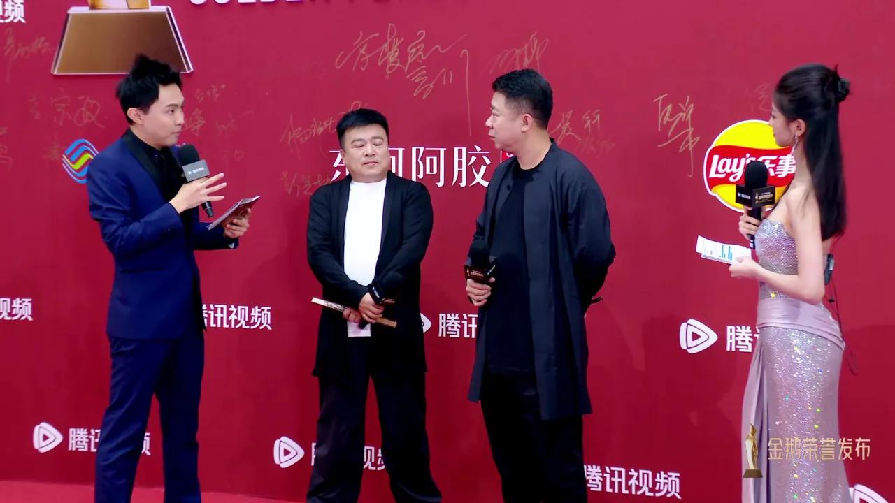 《扫毒风暴》金鹅奖红毯引爆期待，海外华人如何突破限制同步追剧？