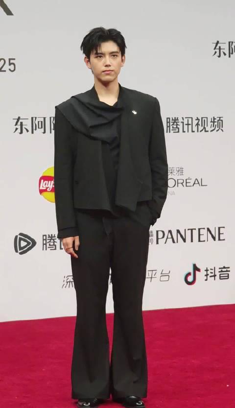 海外华人追剧指南：告别腾讯视频星光大赏等节目地区限制，畅享高清无卡顿观看体验