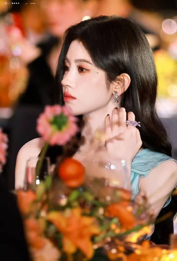 海外华人追剧听歌总卡顿？三招教你轻松解除地区限制，畅享国内影音资源