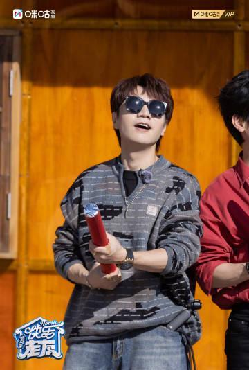 海外追剧党必看！《快乐老友记》丽江开播，这份跨越时差的快乐指南请收好