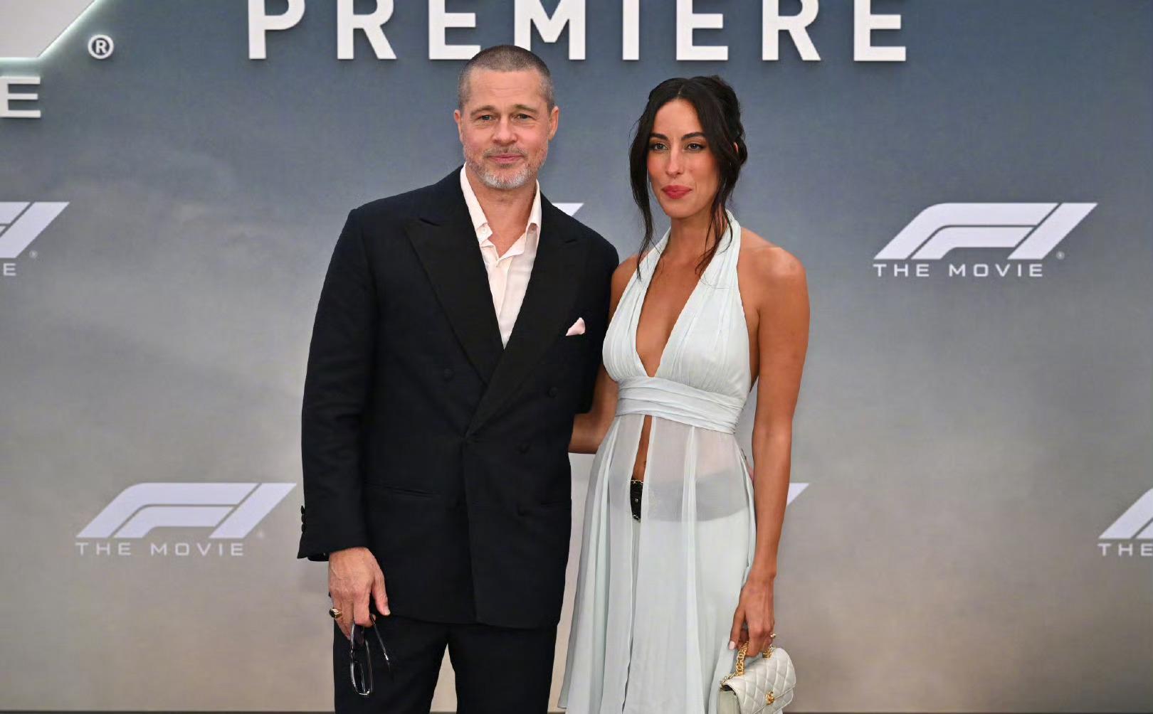 海外华人看不了《F1狂飙飞车》?一招解决微博影视地区限制!