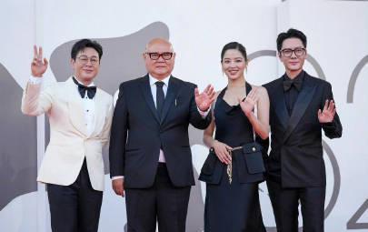 海外华人必看!3招解决国内影音限制,轻松追《日掛中天》等热播剧