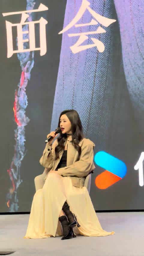 海外华人必看!张天爱坦言'我不是花瓶',教你如何解锁《冼碧云》等国产剧地区限制