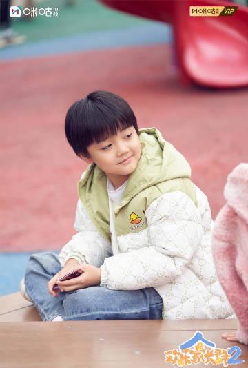 海外华人必看!三步教你解锁《欢乐家长群2》,再也不怕地区限制