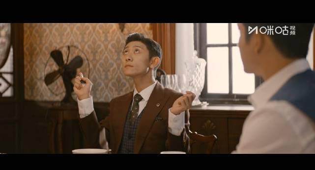 张一山把香水当花露水喷?《丁一》新剧爆笑名场面合集,韩东君被逼疯表情包全网疯传!