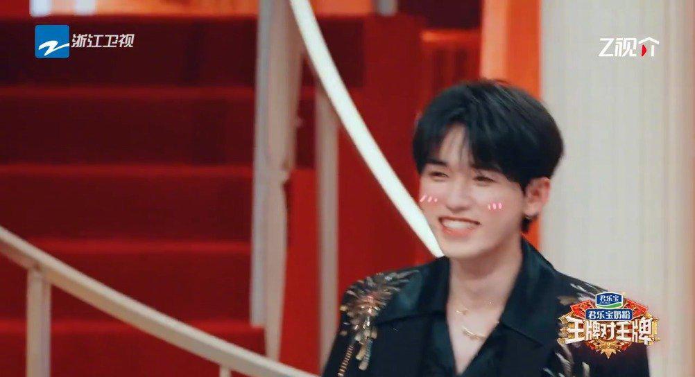 海外华人轻松解锁大陆影视限制:告别卡顿畅享王牌对王牌