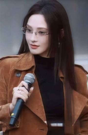 彭小苒收2000份简历背后:掌握这3个求职思维,你也能成为团队香饽饽