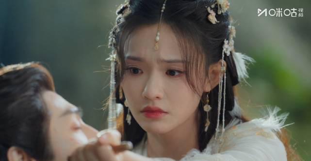 海外华人追剧痛点揭秘:林允新剧引爆热议背后,如何破解地区限制困扰