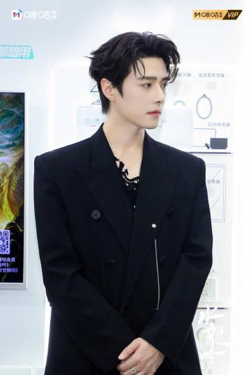 海外华人必看!《水龙吟》主演空降咪咕扫楼,教你如何突破地区限制追剧