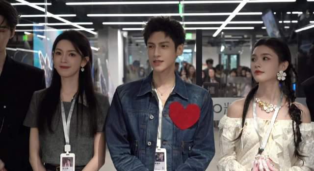 海外追剧党必看!3招教你解锁《水龙吟》等国产热播剧,罗云熙的四川话报菜名太绝了