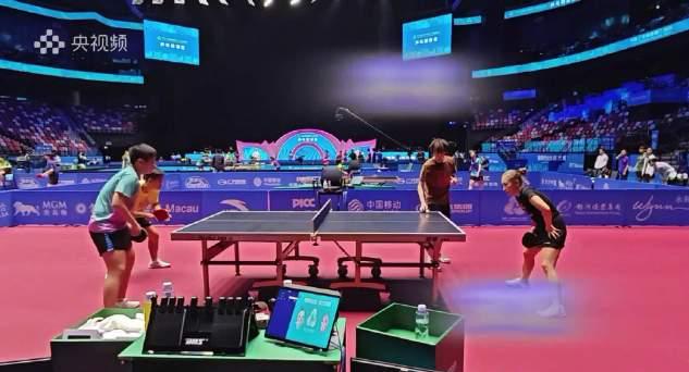 刷到刘诗雯林高远全运终章视频时,我在国外卡成了PPT,突然想起那些年追国服的日日夜夜