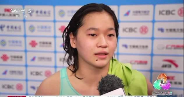 刷到全红婵赛后说‘我真棒’时,我在海外卡成PPT的视频突然不卡了