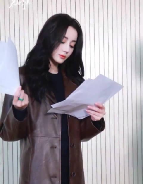 海外追剧党必看!3招教你解锁《枭起青壤》,迪丽热巴新剧不再错过