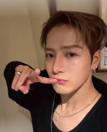 王嘉尔在线嘴瓢现场曝光!粉丝直呼:我也想偶遇这样的嘎嘎