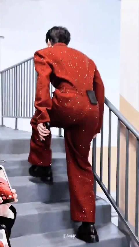 海外追剧党必看:三步教你解锁国内影视资源,告别卡顿黑屏烦恼